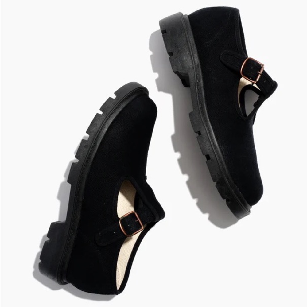 Small Lot Co. Lug Sole Mary Jane, size 38 (7.5) in black